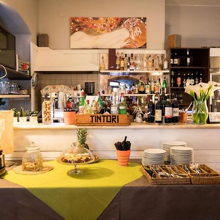 Hotel Da Renato Albinia Zewnętrze zdjęcie